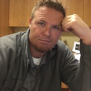 Meet your Posher, Travis